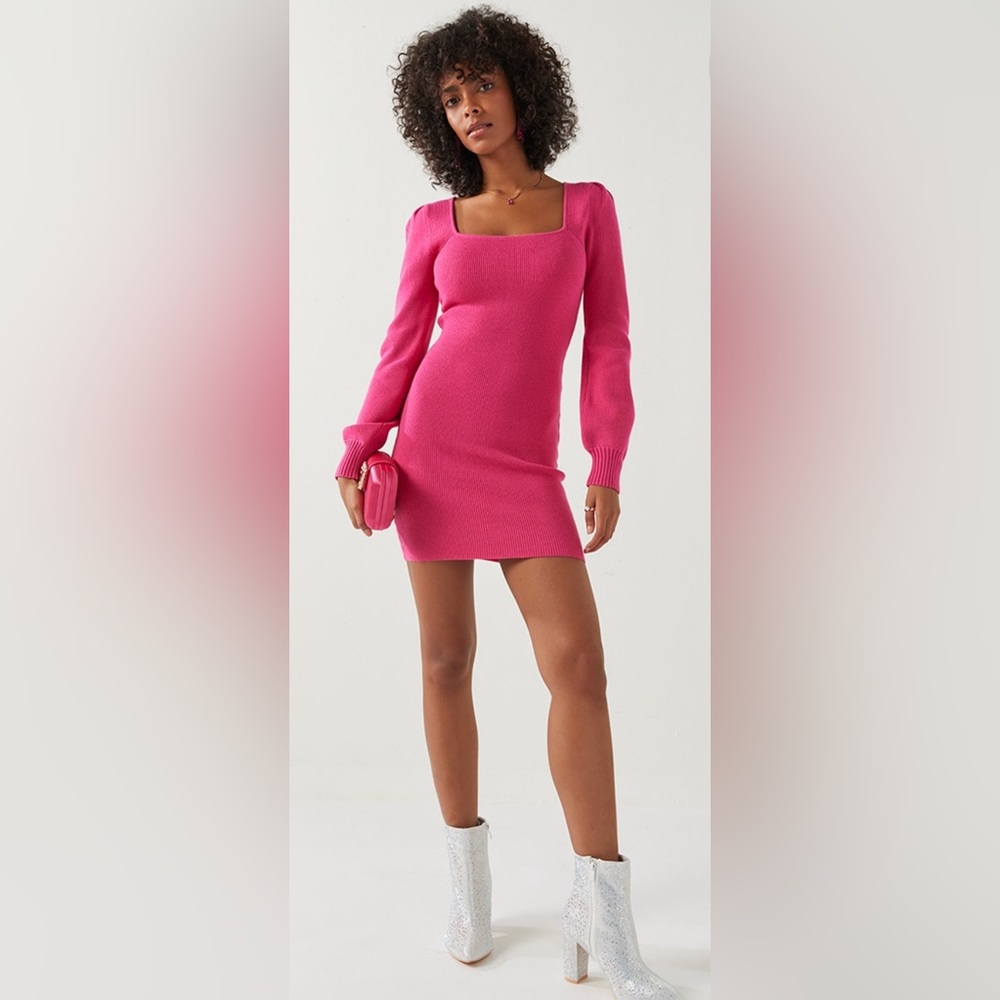 NEW with TAGS! ⭐️ 💖 Francine Square Neck Small Sweater Dress in Magenta